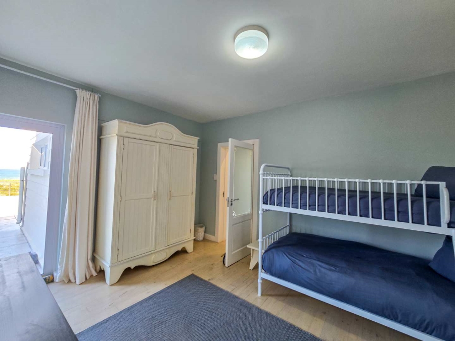4 Bedroom Property for Sale in Stilbaai Oos Western Cape